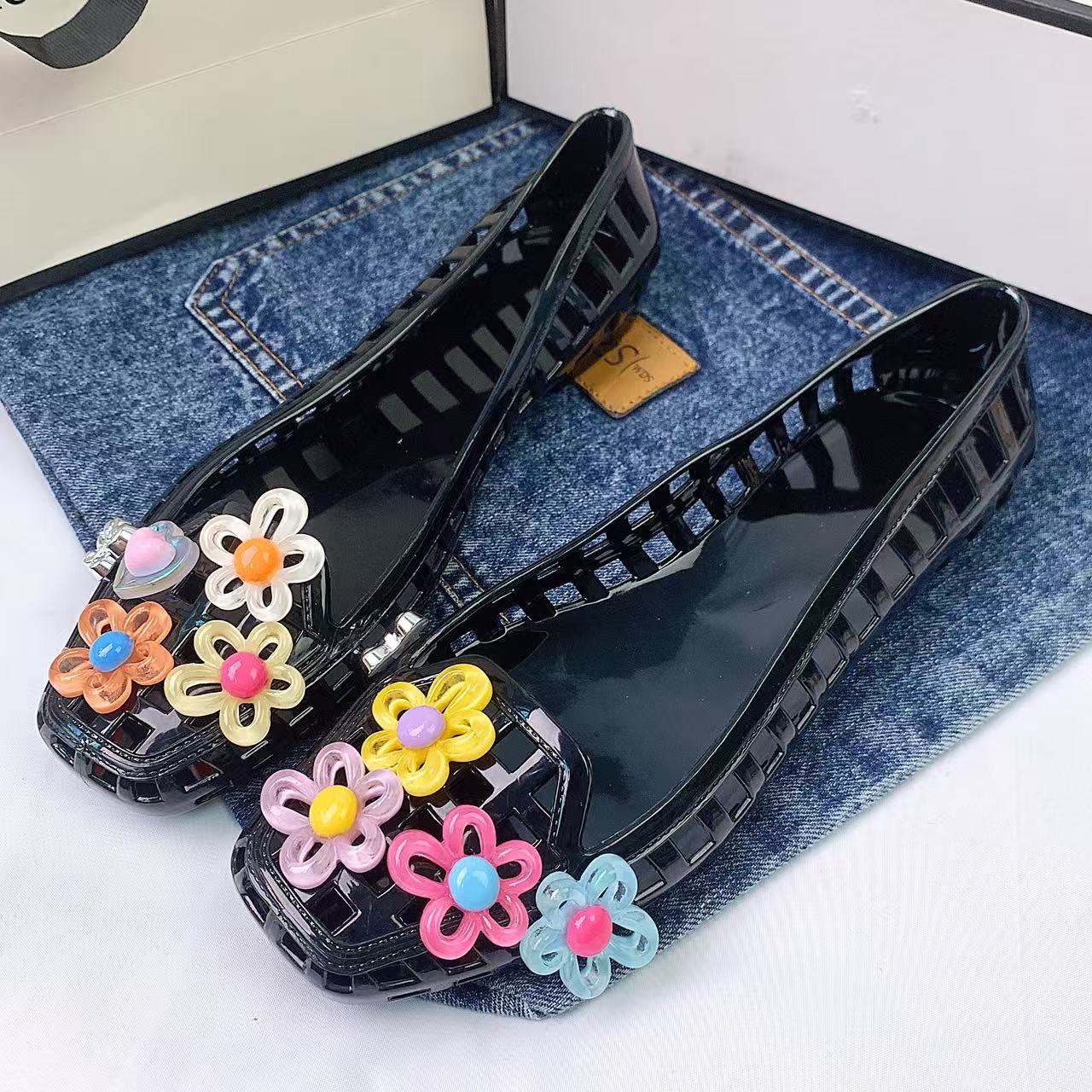 Fashionable Women's Shoes Jell - Florist Supplies 评论和价格