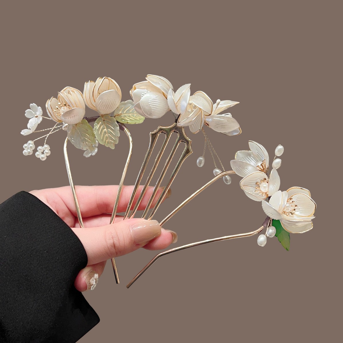 Magnolia U-shaped Hairpin, Wra - Florist Supplies 评论和价格