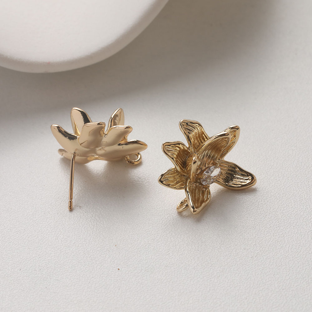 4PCS Dainty Flower Ear Studs E - Florist Supplies 评论和价格